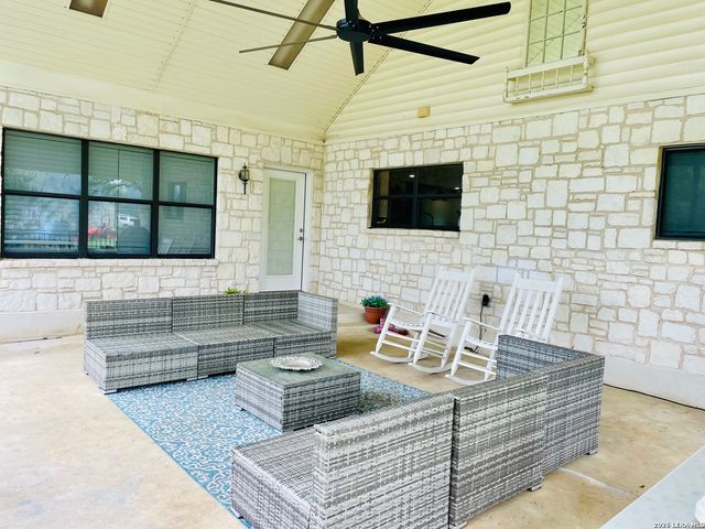 5 CHAPARRAL HL, Boerne, TX 78006
