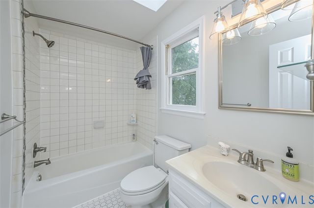 1617 Swinton Ln, Henrico, VA 23238