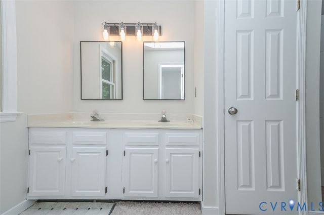 1617 Swinton Ln, Henrico, VA 23238