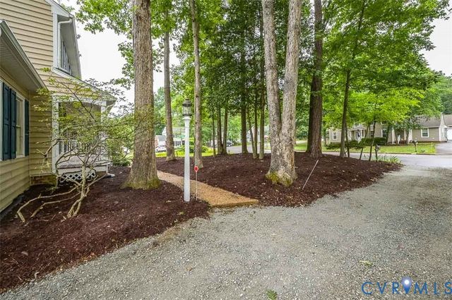 1617 Swinton Ln, Henrico, VA 23238