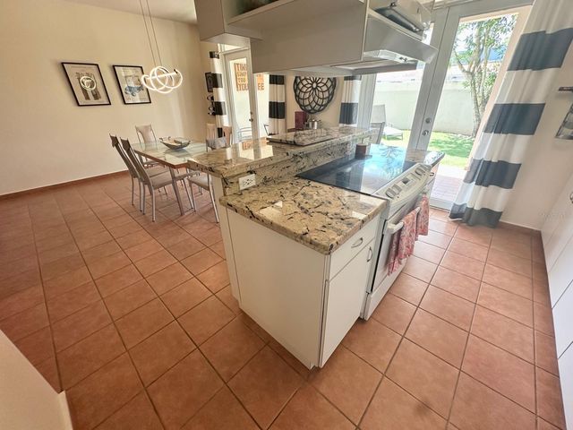 Vega Alta CARR 693 113, Vega Alta, PR 00692