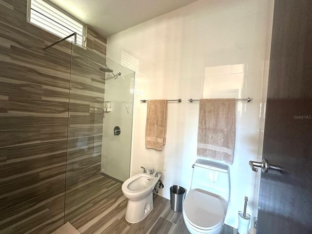 Vega Alta CARR 693 113, Vega Alta, PR 00692