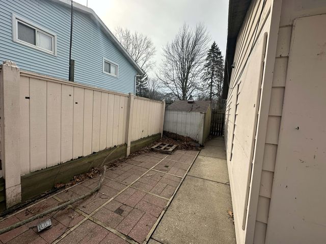 1 S Griffith Street, New Buffalo, MI 49117