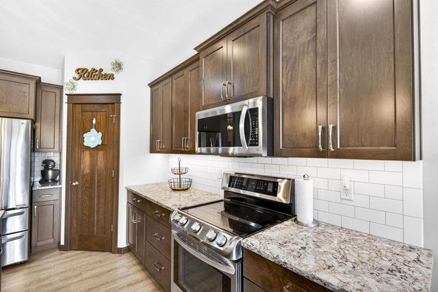 N8040 PADDOCK COURT, Sherwood, WI 54169
