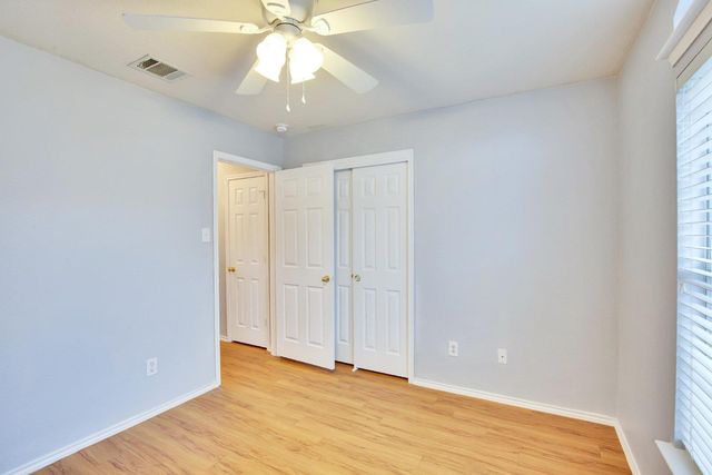 1002 Remington DR, Leander, TX 78641