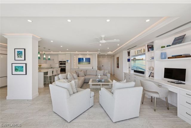 4051 Gulf Shore BLVD N 405, Naples, FL 34103