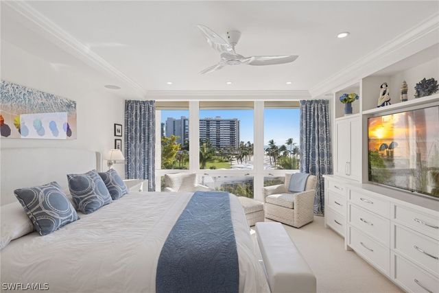 4051 Gulf Shore BLVD N 405, Naples, FL 34103