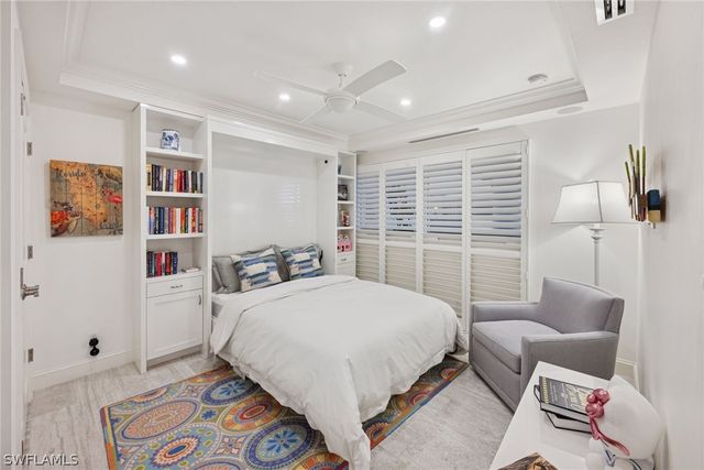 4051 Gulf Shore BLVD N 405, Naples, FL 34103