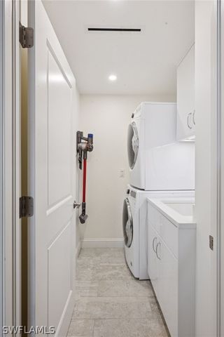 4051 Gulf Shore BLVD N 405, Naples, FL 34103