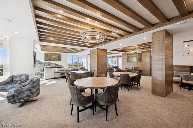 4051 Gulf Shore BLVD N 405, Naples, FL 34103