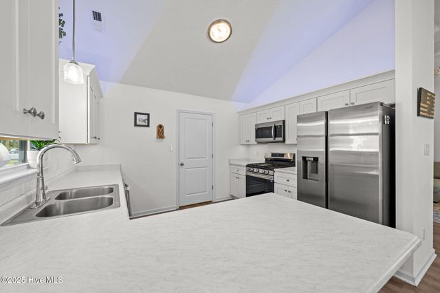 133 Buckskin Drive, Pollocksville, NC 28573