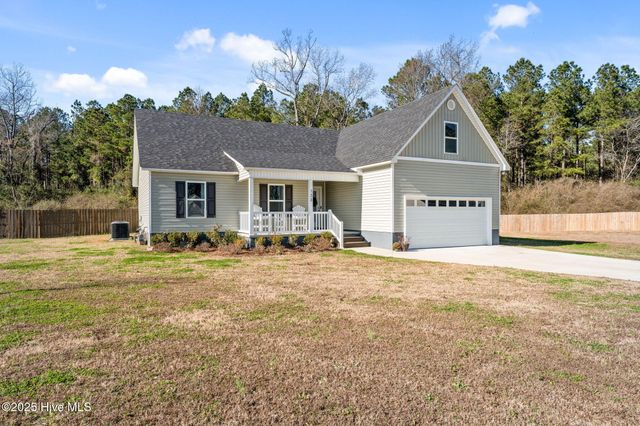 133 Buckskin Drive, Pollocksville, NC 28573