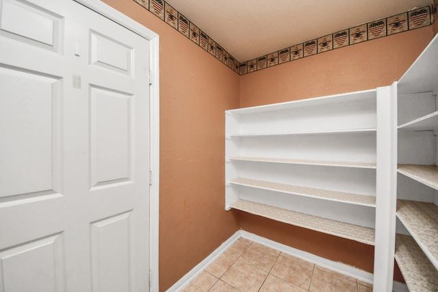 2514 Lake Dale Lane, Richmond, TX 77406