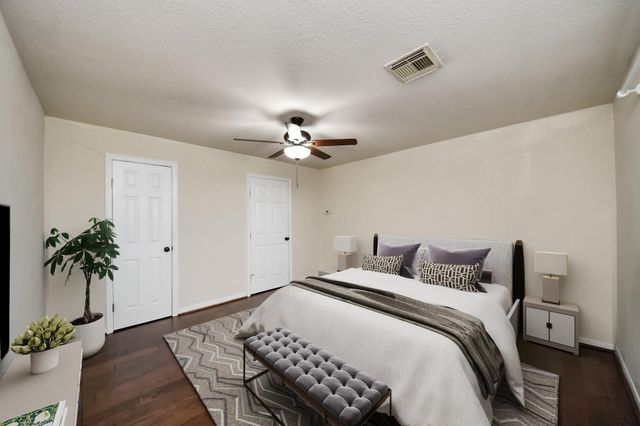 2514 Lake Dale Lane, Richmond, TX 77406