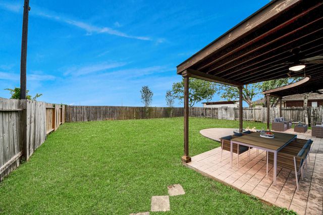 2514 Lake Dale Lane, Richmond, TX 77406