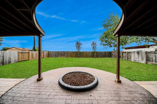 2514 Lake Dale Lane, Richmond, TX 77406