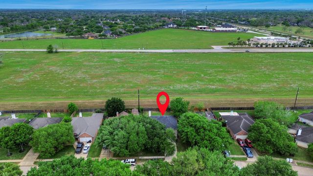 2514 Lake Dale Lane, Richmond, TX 77406