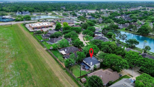 2514 Lake Dale Lane, Richmond, TX 77406