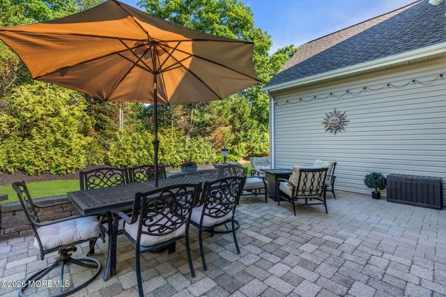 45 Crooked Stick Road, Jackson, NJ 08527