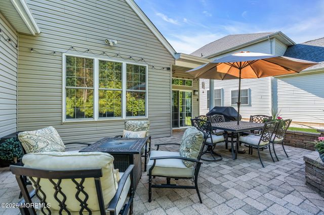 45 Crooked Stick Road, Jackson, NJ 08527