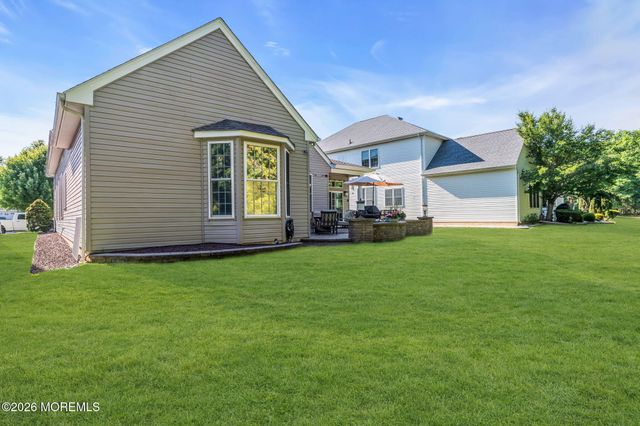 45 Crooked Stick Road, Jackson, NJ 08527