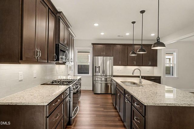 43 Davidson Street, Clayton, NC 27527