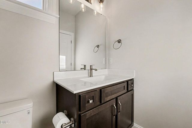 43 Davidson Street, Clayton, NC 27527