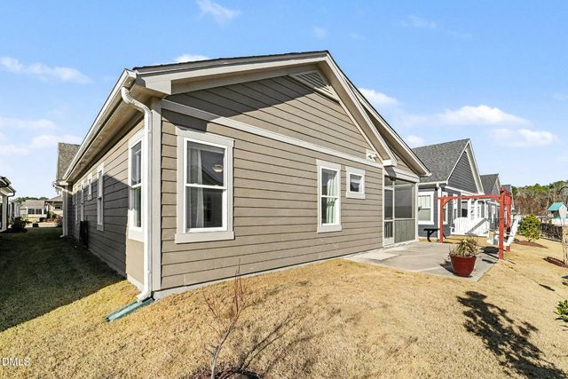 43 Davidson Street, Clayton, NC 27527