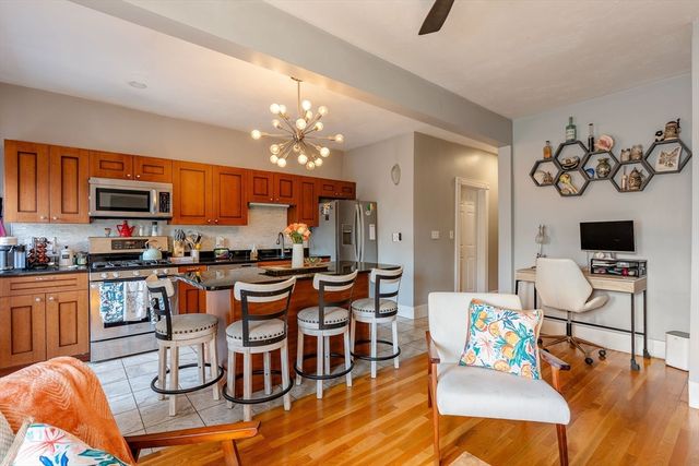 60 Beacon St 1, Chelsea, MA 02150