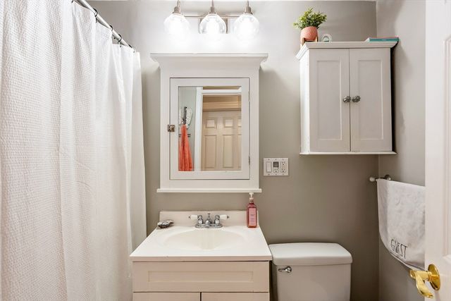 60 Beacon St 1, Chelsea, MA 02150