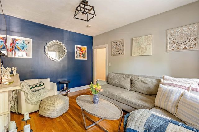 60 Beacon St 1, Chelsea, MA 02150