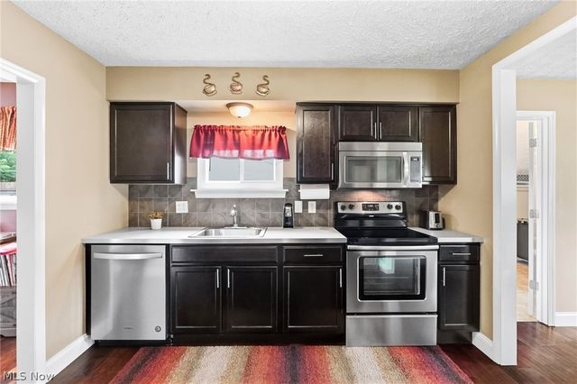 33909 Clark Drive, North Ridgeville, OH 44039