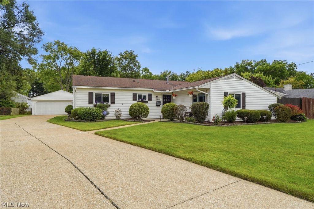33909 Clark Drive, North Ridgeville, OH 44039