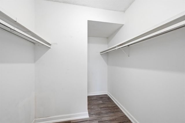 7541 NW 16th Street 1211, Plantation, FL 33313