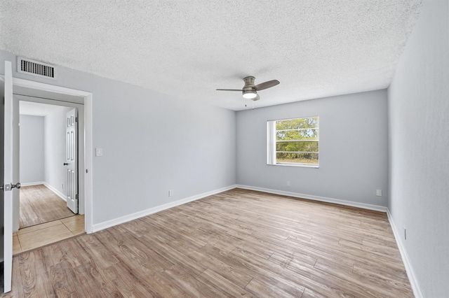 7541 NW 16th Street 1211, Plantation, FL 33313