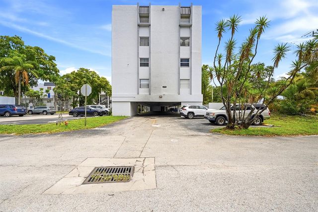 7541 NW 16th Street 1211, Plantation, FL 33313