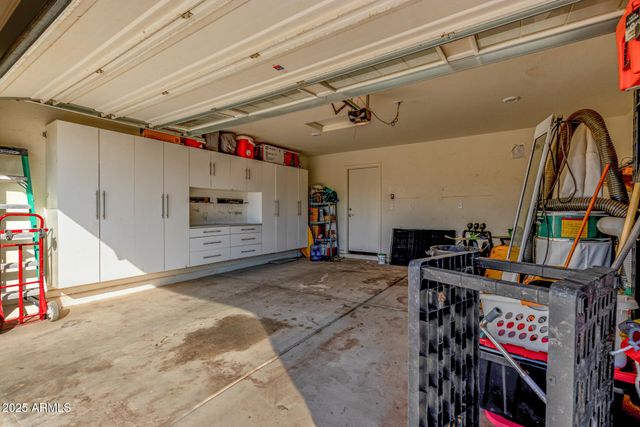 6323 S 34TH Drive, Phoenix, AZ 85041