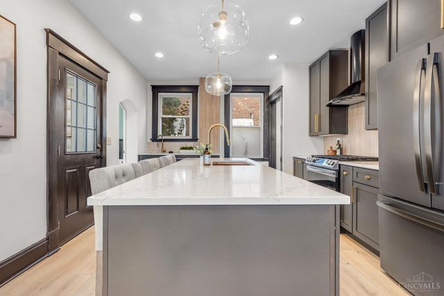 1565 Reid Avenue, Cincinnati, OH 45224