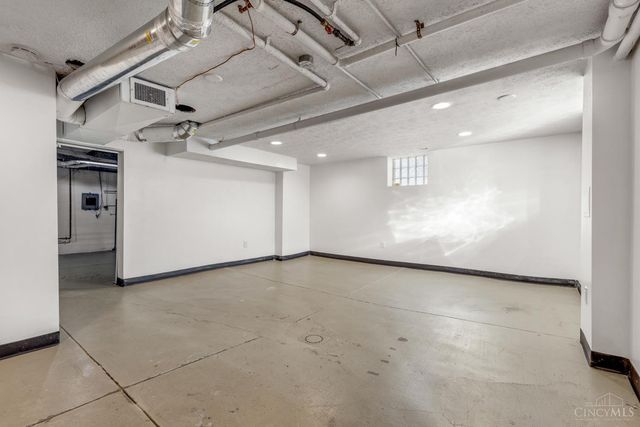 1565 Reid Avenue, Cincinnati, OH 45224