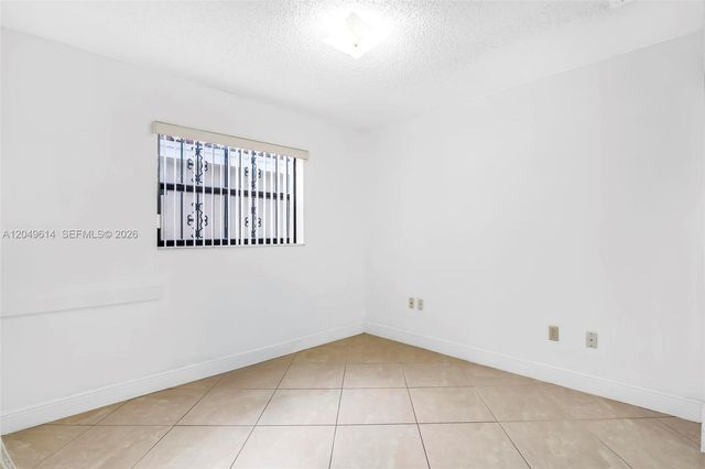 8871 NW 114th Street, Hialeah Gardens, FL 33018