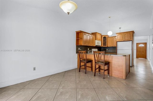 8871 NW 114th Street, Hialeah Gardens, FL 33018