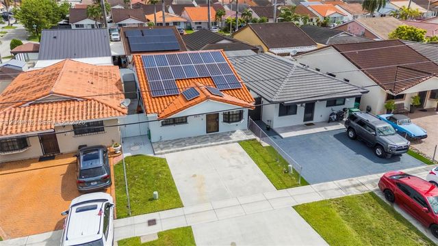 8871 NW 114th Street, Hialeah Gardens, FL 33018