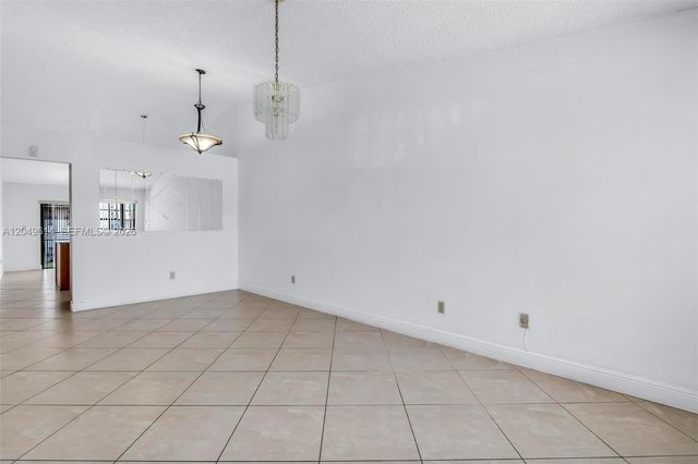 8871 NW 114th Street, Hialeah Gardens, FL 33018