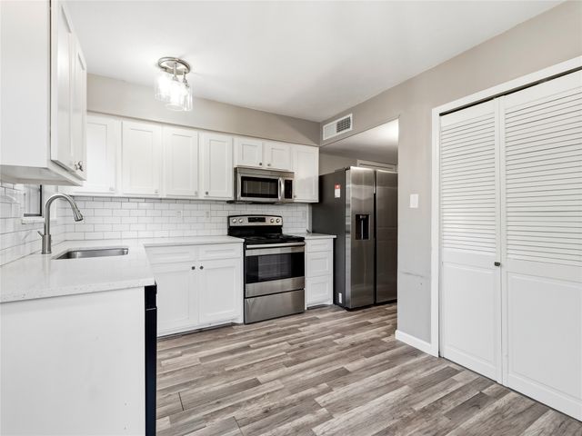 2905 Courtland Drive, Dallas, TX 75287