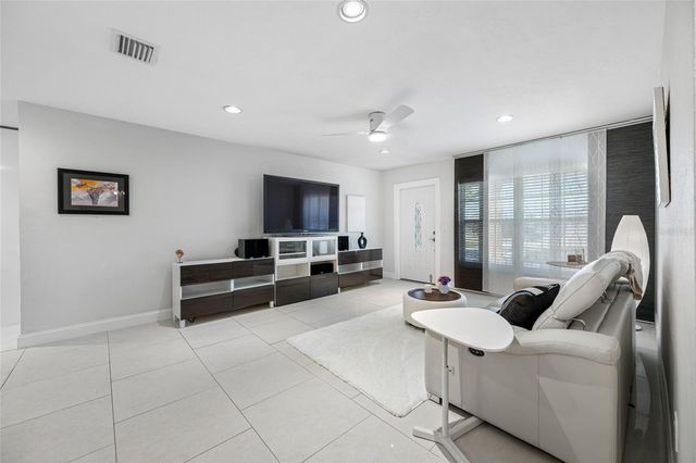 2212 NE COACHMAN ROAD, Clearwater, FL 33765