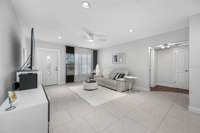 2212 NE COACHMAN ROAD, Clearwater, FL 33765