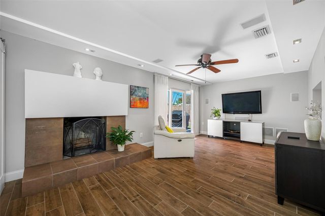 2212 NE COACHMAN ROAD, Clearwater, FL 33765