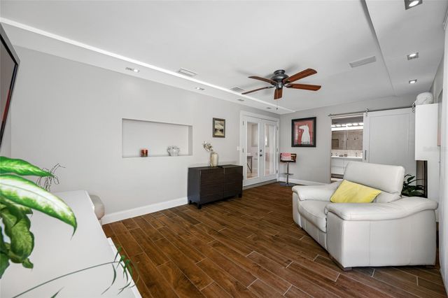 2212 NE COACHMAN ROAD, Clearwater, FL 33765