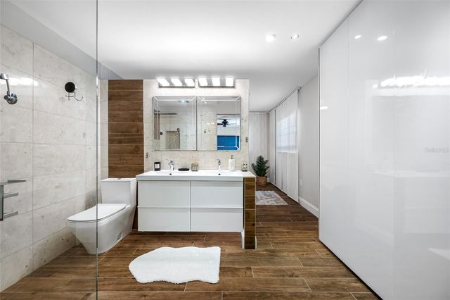 2212 NE COACHMAN ROAD, Clearwater, FL 33765