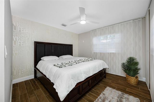 2212 NE COACHMAN ROAD, Clearwater, FL 33765